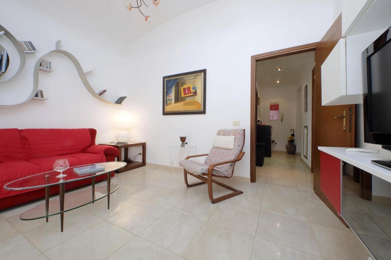 Duchessa Apartment โรม ภายนอก รูปภาพ
